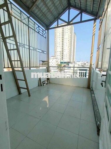 Chính Chủ Cần Bán Gấp Nhà 4 Tầng Khu Dân Cư Hẻm Lê Văn Linh Quận 4