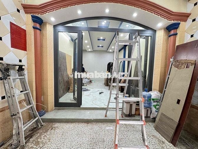 MẶT BẰNG KINH DOANH MẶT TIỀN ĐƯỜNG - NGAY SÁT BÊN CHỢ TÂN BÌNH