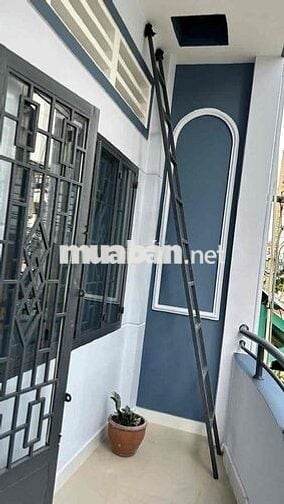 Nhà 1 trệt, 1 lầu, hẻm xe hơi 6m