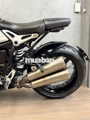 Cần bán BMW R9T 2015 HQCN chính chủ