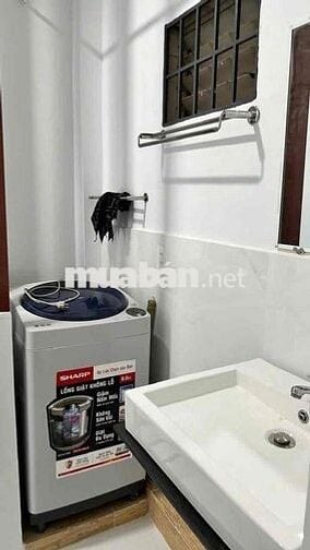 Nhà 1 trệt, 1 lầu, hẻm xe hơi 6m
