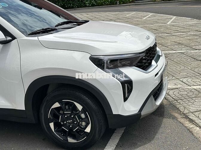 Kia Sonet 2024 1.5 Luxury	 - Dk 2025 lướt 5800 km