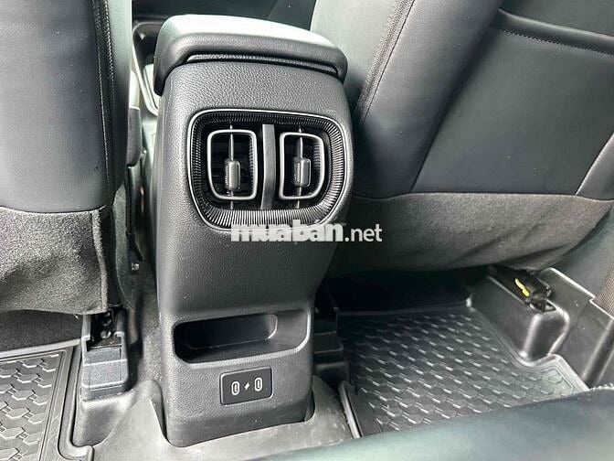 Kia Sonet 2024 1.5 Luxury	 - Dk 2025 lướt 5800 km