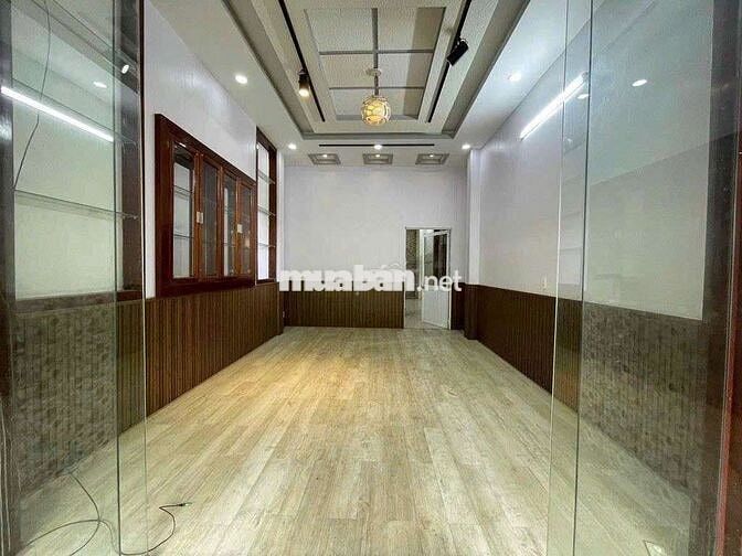 Cho thuê nguyên căn trốg, rộng rãi, hẻm xe hơi, Quang Trung p14 Gò vấp