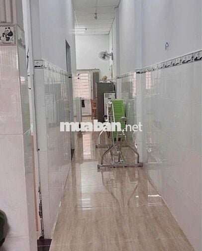 Cô Hằng gửi bán căn nhà ở  Huỳnh Thị Mài Hóc Môn. DT 80m2, giá 950Tr