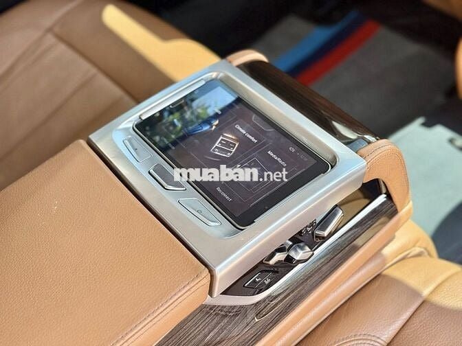 BMW 730Li M-Sport 2016 Siêu Đẹp Đã Độ Lên Đời 2020
