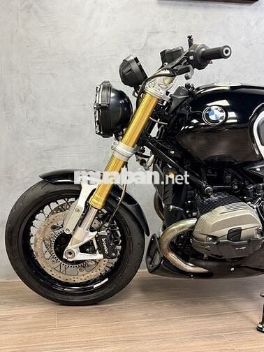 Cần bán BMW R9T 2015 HQCN chính chủ