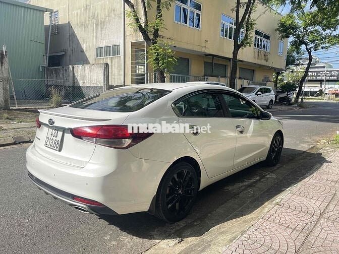 Kia Cerato 2016 1.6 AT bản full