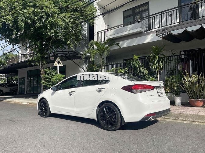 Kia Cerato 2016 1.6 AT bản full