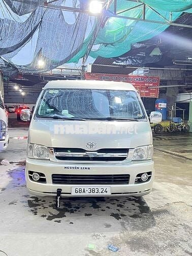 Toyota Hiace 2006 - 123456 km