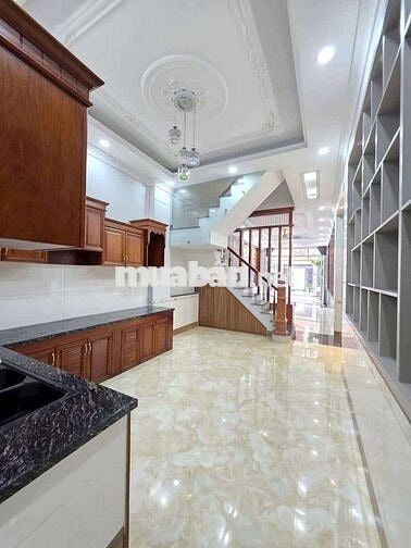Nhà phố mới hoàn công kdc Phú Hồng Thịnh gần làng đại học và BigC Go