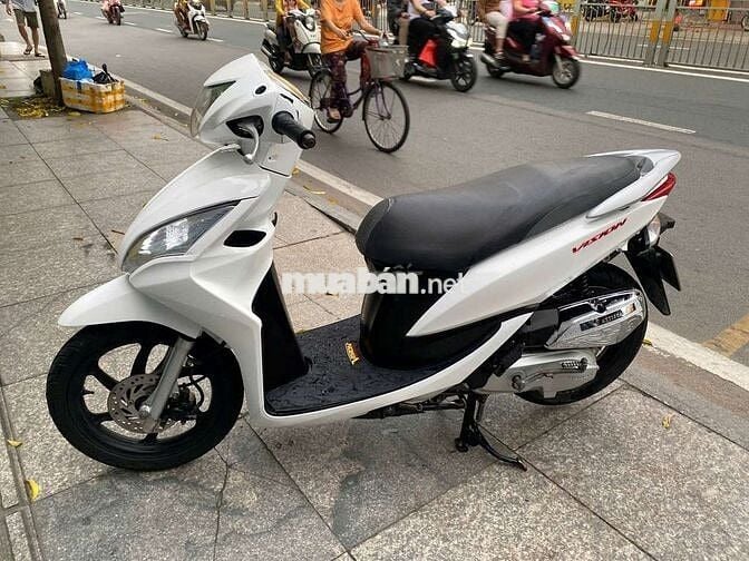Honda vision 2014 mới 90% Bstp chính chủ