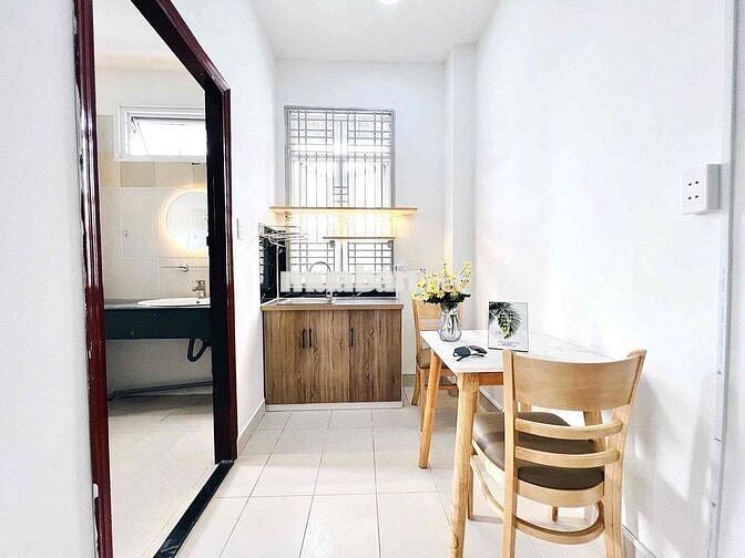 CĂN HỘ 2 PHÒNG NGỦ RIÊNG BIỆT BAN CÔNG
