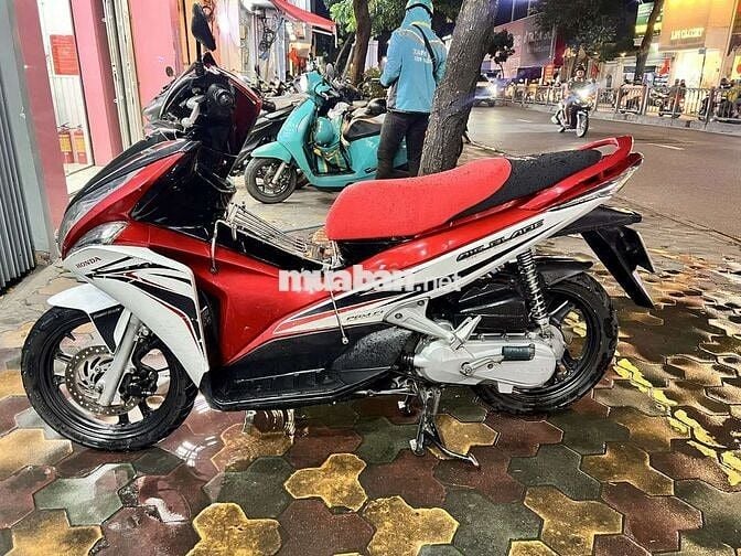 Chật nhà bán Airblade 2011 bstp chính chủ