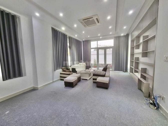 NHÀ HẦM 4 LẦU MẶT TIỀN TRƯỜNG SƠN CX BẮC HẢI, QUẬN 10. GIÁ CHỈ 3x