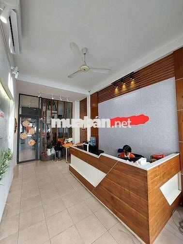 Sang nhượng lại mặt bằng văn phòng cty