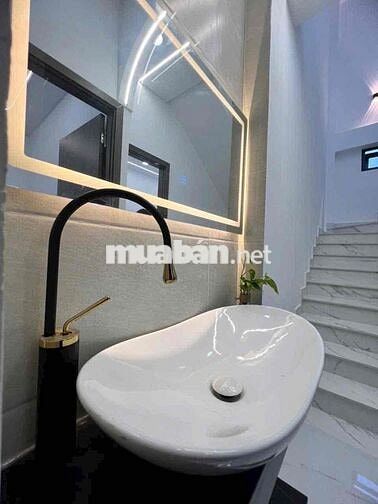 Bán nhà mới vào ở liền HXH hương lộ 2, bình tân