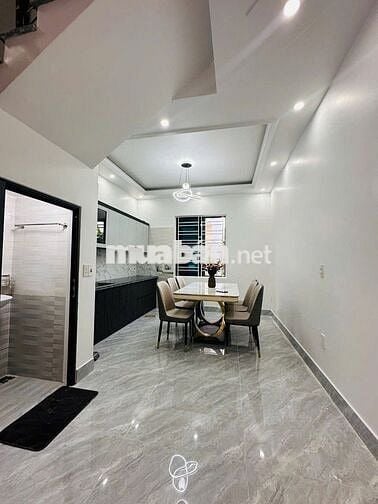 Nhà Mặt Phố 2 Lầu, Nội Thất Cao Cấp,75m2 giá chỉ 850tr, Sổ Hồng Riêng