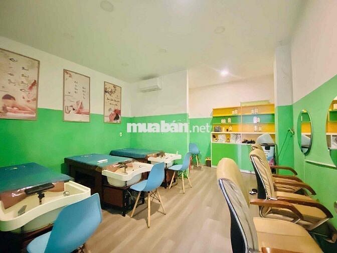 Cho thuê nhà mặt tiền Phan Đăng Lưu . Khu sinh viên sầm uất