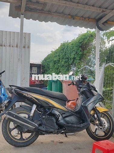 E k còn đi làm xa nữa.nên bán lại novo 5 2013 này