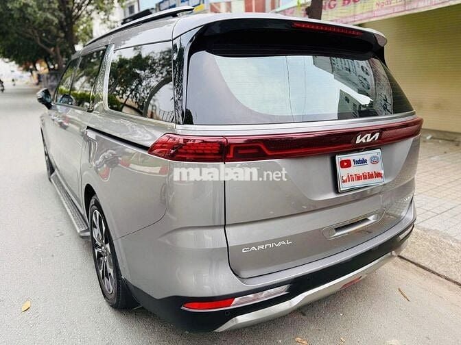 KIA Carnival 3.5G Signature SX 2022 Xám