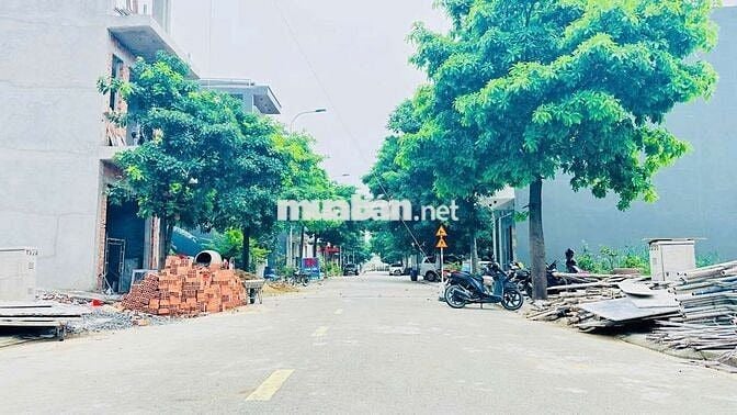 BÁN NHÀ PHỐ 1 TRỆT 2 LẦU – BÌNH CHUẨN, THUẬN AN – CHỈ 3.8 TỶ
