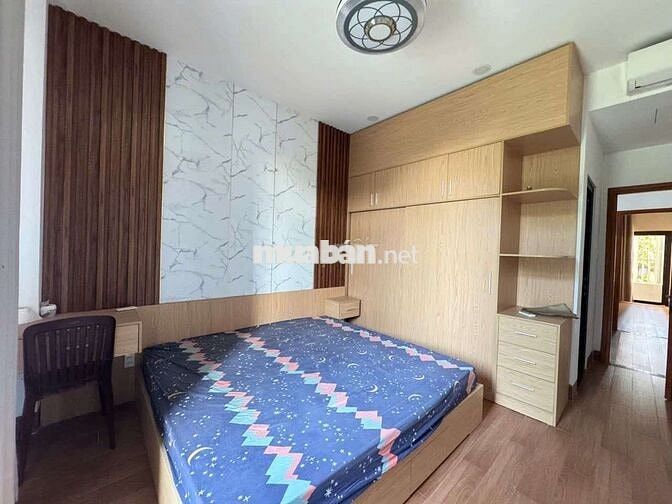 Cho thuê nhà Mặt Tiền 1 Trệt 2 Lầu gần sân vận động Đông Hoà