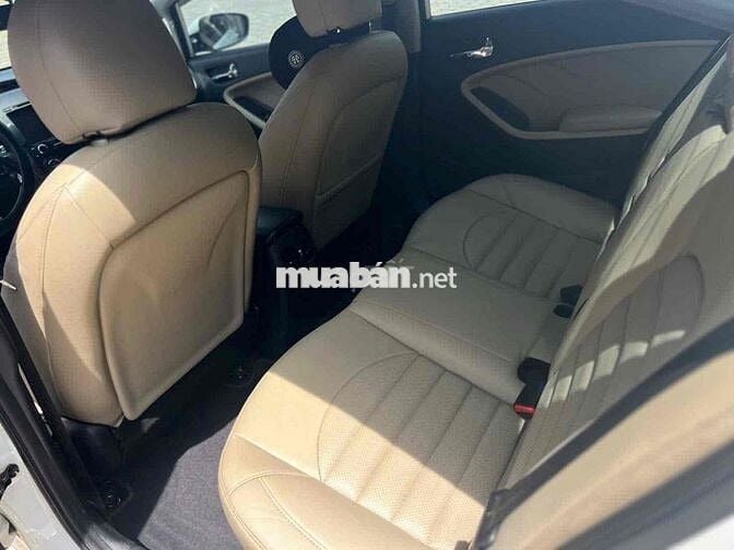 Kia Cerato 2018 1.6 MT trắng một chủ