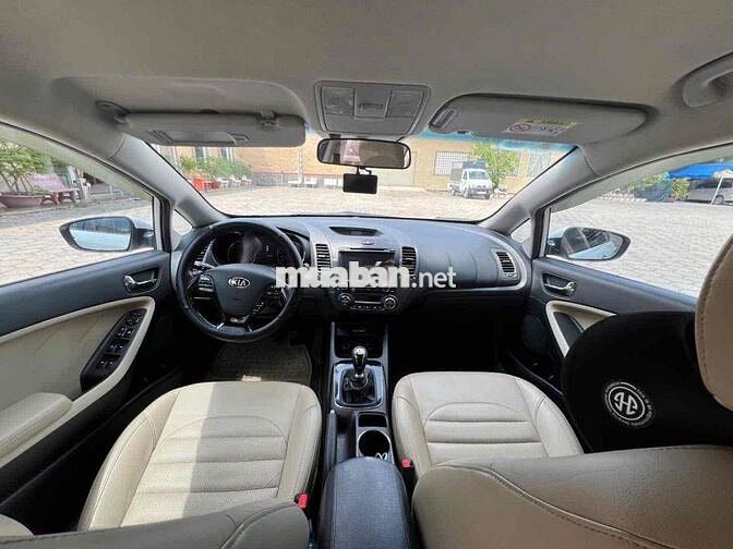 Kia Cerato 2018 1.6 MT trắng một chủ