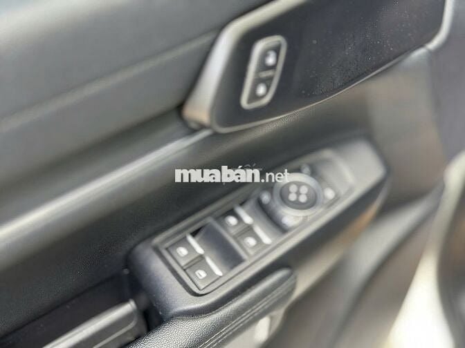 SIÊU CỌP FORD EVEREST 2022 4x2AT MỚI KENG