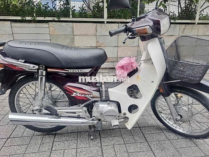 bán xe honda suppe dream2000/17tr300 chính chũđẹp