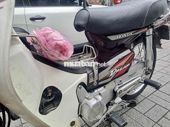 bán xe honda suppe dream2000/17tr300 chính chũđẹp