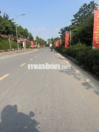 Nhà đẹp 5 tầng sát tường trường Học Viện Tài Chính