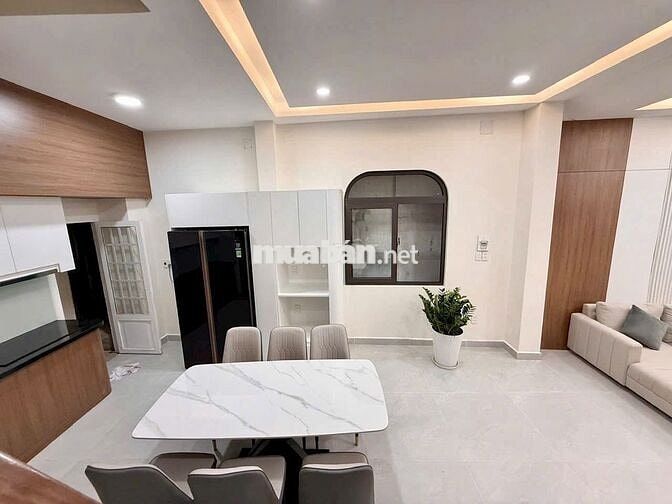 Giá cực sốc, nhà siêu đẹp đường Đoàn Thị Điểm- Phú Nhuận. DT 58m2.