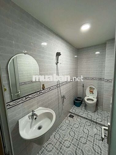 Cho thuê nhà MTKD Hiền Vương quận Tân Phú