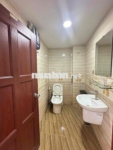 Cho Thuê Phòng Có Gác Tại CMT8 Quận 10 Mặt Tiền Vừa Ở Vừa Kinh Doanh