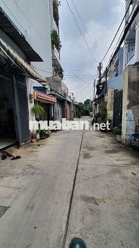 NHỈNH 11 TỶ , 260m2 full thổ , HXH , Bình Tân giáp TÂN PHÚ