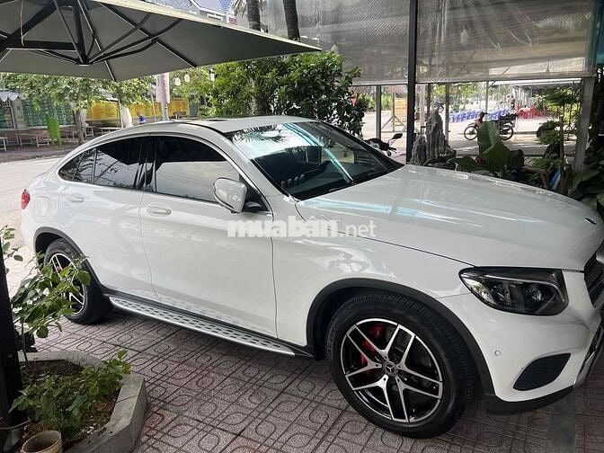 Mercedes Benz GLC 300 cuope Thể Thao Lịch Lãm