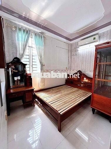 CHO THUÊ NHÀ TRỆT LỬNG LẦU MẶT TIỀN TRẦN PHÚ