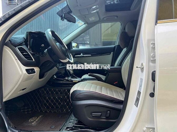 Kia Seltos 2021 1.4T Premium - 15000 km