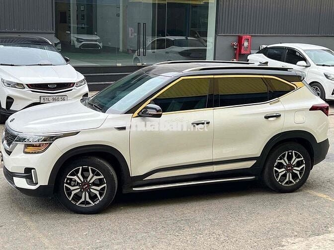 Kia Seltos 2021 1.4T Premium - 15000 km