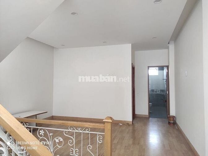 NHÀ 3 TẦNG MẶT TIỀN THÂN CÔNG TÀI- SÁT BẮC SƠN