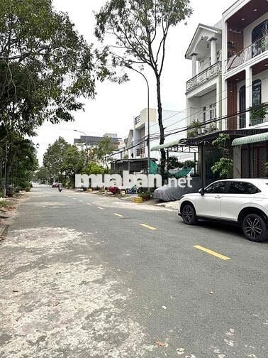 Nhà trệt lầu 9x20m KDC Thới Nhựt 2