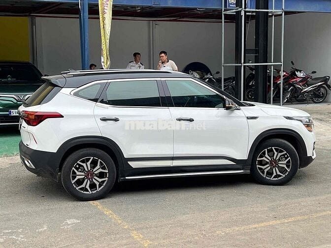 Kia Seltos 2021 1.4T Premium - 15000 km