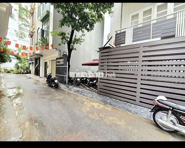 Tôi cần bán nhà biệt thự liền kề căn góc Nguyễn Cơ Thạch, 4tầng.