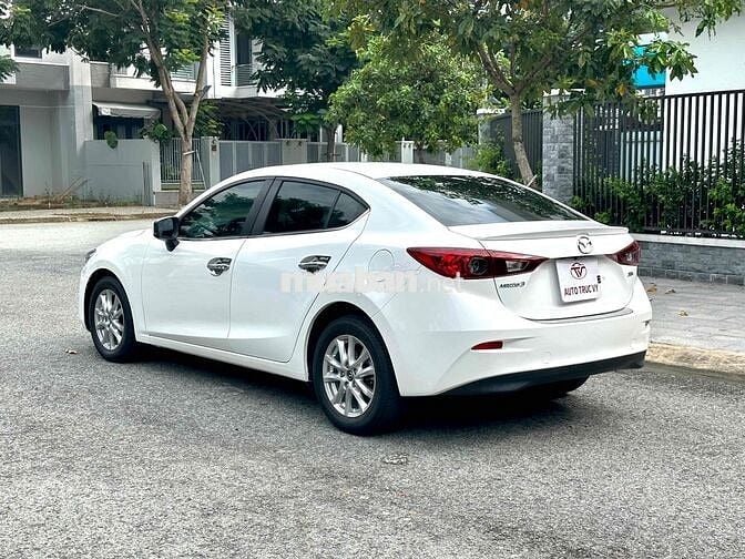 Mazda 3 2018 1.5 AT Sedan - 39000 km