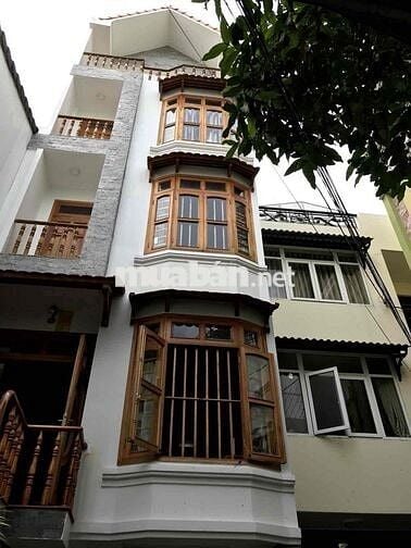 BIỆT THỰ MINI 1 HẦM 4 LẦU – ĐỂ 2 Ô TÔ – CÁCH SÂN BAY 5 PHÚT – Ở NGAY!