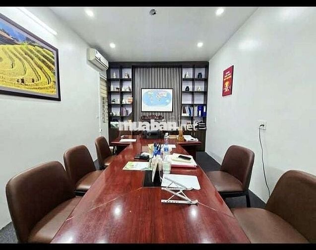 Tôi cần bán nhà biệt thự liền kề căn góc Nguyễn Cơ Thạch, 4tầng.