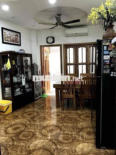 BIỆT THỰ MINI 1 HẦM 4 LẦU – ĐỂ 2 Ô TÔ – CÁCH SÂN BAY 5 PHÚT – Ở NGAY!