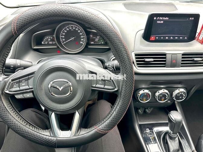 Mazda 3 2018 1.5 AT Sedan - 39000 km